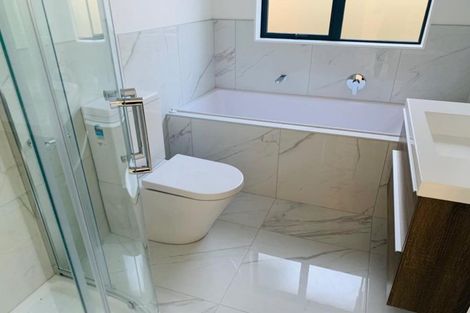 Photo of property in 115 Tiriwa Drive, Massey, Auckland, 0614