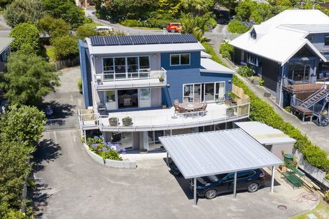 Photo of property in 48 Kotare Street, Waikanae, 5036