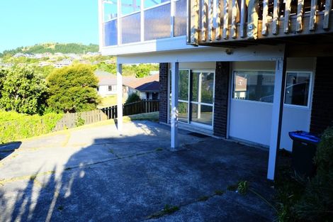 Photo of property in 9 Exploration Way, Whitby, Porirua, 5024