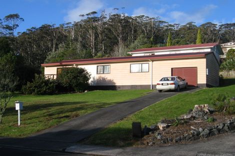 Photo of property in 2 Amokura Drive, Kerikeri, 0230