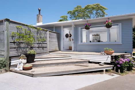 Photo of property in 5 Carberry Crescent, Te Puke, 3119