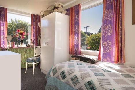 Photo of property in 53 Hampden Street, Picton, 7220