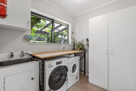 Photo of property in 35 Otumoetai Road, Judea, Tauranga, 3110