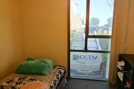 Photo of property in 5 Rosedale Road, Pinehill, Auckland, 0632