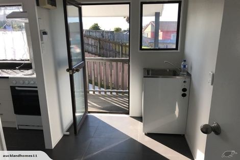 Photo of property in 23 Addison Drive, Glendene, Auckland, 0602