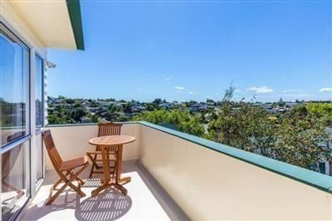 Photo of property in 39 Mountbatten Avenue, Hillcrest, Auckland, 0627