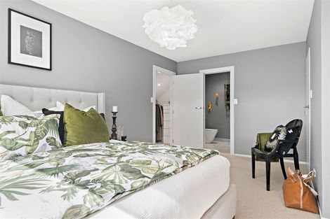 Photo of property in 2/17 Woodford Terrace, Ilam, Christchurch, 8053