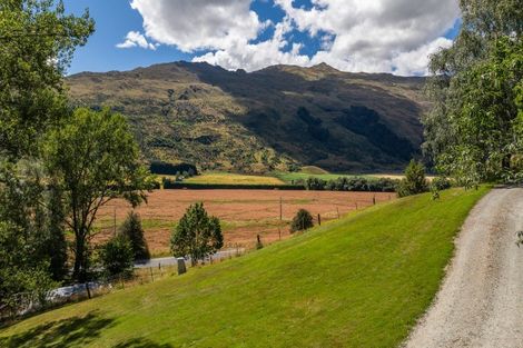Photo of property in 366 Malaghans Road, Dalefield, Queenstown, 9371
