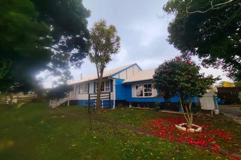 Photo of property in 16 Cottrell Place, Clendon Park, Auckland, 2103