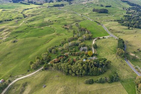 Photo of property in 37 Tawa Road, Maraetotara, Havelock North, 4294
