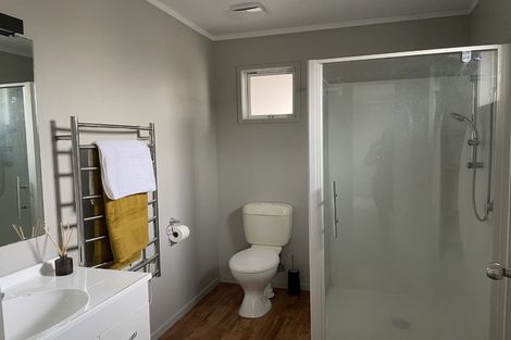 Photo of property in 10 Dinniss Avenue, Regent, Whangarei, 0112