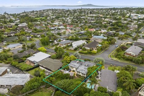 Photo of property in 7 Amante Crescent, Mairangi Bay, Auckland, 0630