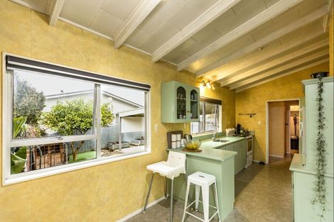 Photo of property in 31 Skerrett Crescent, Tamatea, Napier, 4112
