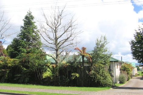 Photo of property in 4 Larcy Road, Lynmore, Rotorua, 3010