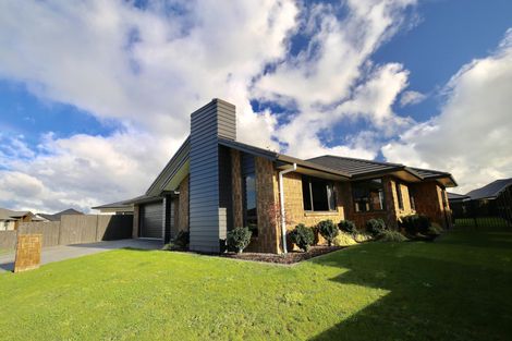 Photo of property in 73 Mataroa Crescent, Flagstaff, Hamilton, 3210