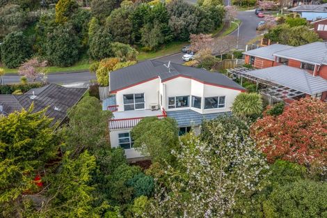 Photo of property in 44 Sailmaker Close, Whitby, Porirua, 5024