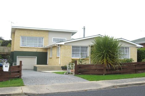 Photo of property in 19 Kinmont Crescent, Kinmont Park, Mosgiel, 9024