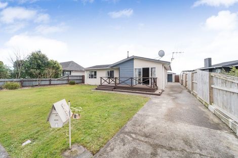 Photo of property in 11 Paradise Place, Milson, Palmerston North, 4414