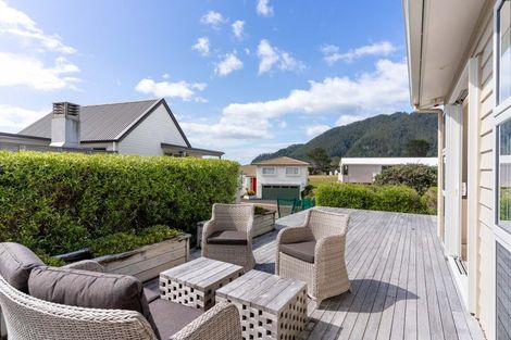 Photo of property in 6 Braddock Grove, Pauanui, Hikuai, 3579