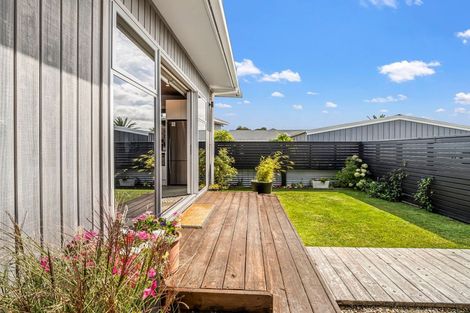 Photo of property in 5a Toi Street, Tawhero, Wanganui, 4501