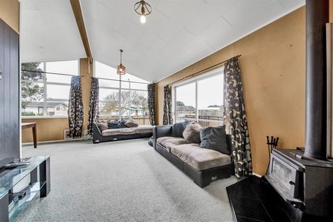 Photo of property in 3 Trimble Place, Bell Block, New Plymouth, 4312