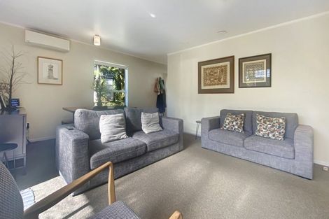 Photo of property in 2/24 Amberley Avenue, Te Atatu South, Auckland, 0610