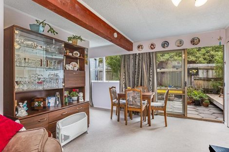 Photo of property in 1 Julia Place, Tawa, Wellington, 5028