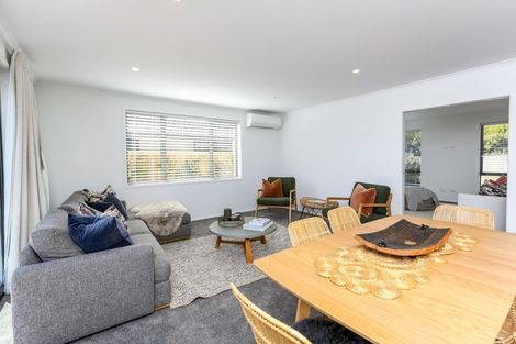 Photo of property in 386a Mangorei Road, Merrilands, New Plymouth, 4312