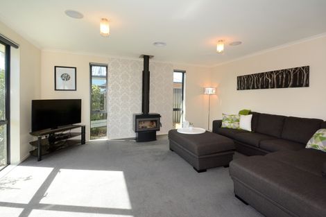 Photo of property in 8 Didham Drive, Mosgiel, 9024
