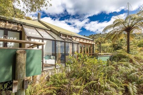 Photo of property in 1 Rereao Lane, Pukawa Bay, Turangi, 3381