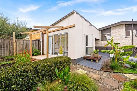 Photo of property in 27 Kohe Street, Parahaki, Whangarei, 0112