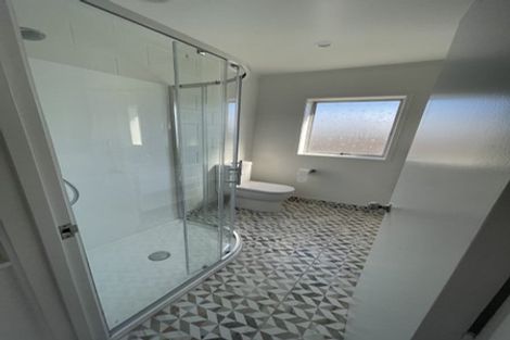 Photo of property in 1/5 Glen Road, Browns Bay, Auckland, 0630