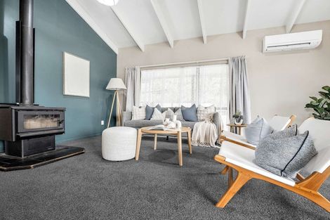 Photo of property in 37b Aquarius Drive, Kawaha Point, Rotorua, 3010