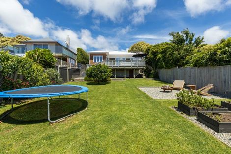 Photo of property in 125 Pendarves Street, New Plymouth, 4312