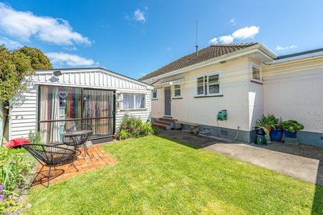 Photo of property in 2 Hodge Place, Aramoho, Whanganui, 4500