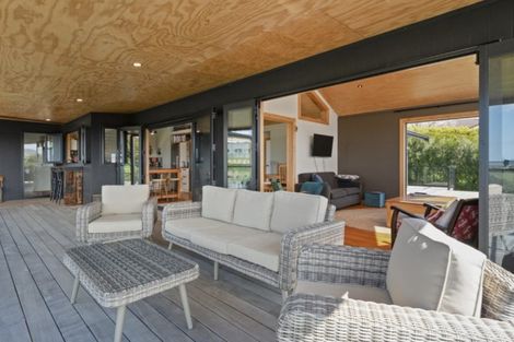 Photo of property in 261b Walker Road East, Aongatete, 3178