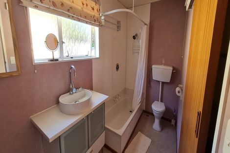 Photo of property in 2/39 Waipapa Road, Hataitai, Wellington, 6021