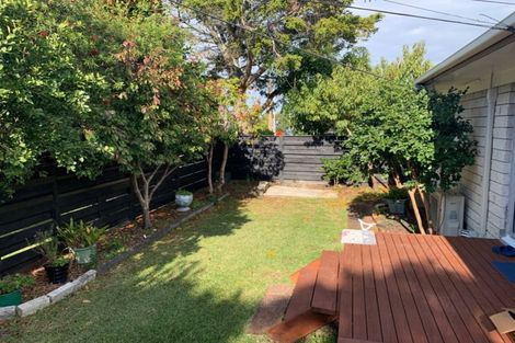 Photo of property in 1/37 Eversleigh Road, Belmont, Auckland, 0622