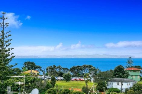 Photo of property in 1/75 Castor Bay Road, Castor Bay, Auckland, 0620