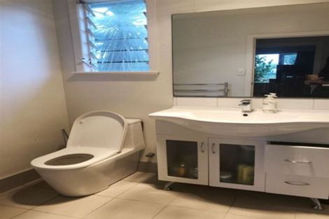 Photo of property in 17 Beverly Place, New Lynn, Auckland, 0600