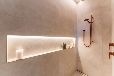 Photo of property in 11 Sparrowhawk Way, Kinloch, Taupo, 3377