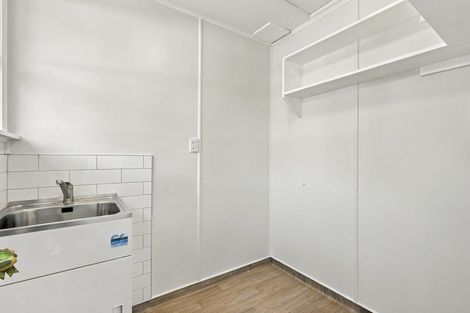 Photo of property in 61 Parsons Street, Frankleigh Park, New Plymouth, 4310