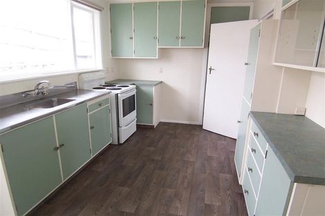 Photo of property in 10 Anthony Grove, Paraparaumu Beach, Paraparaumu, 5032