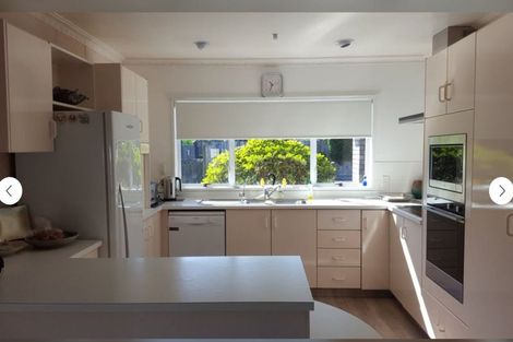 Photo of property in 12 Clare Street, Cambridge, 3434