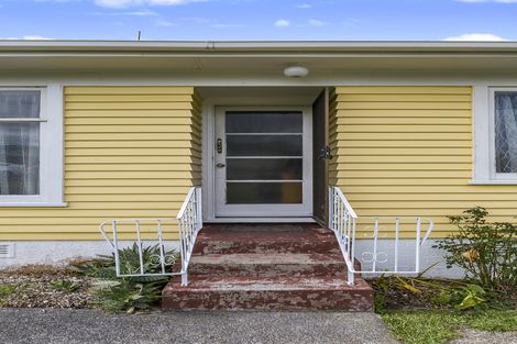 Photo of property in 6 Aotea Road, Glen Eden, Auckland, 0602