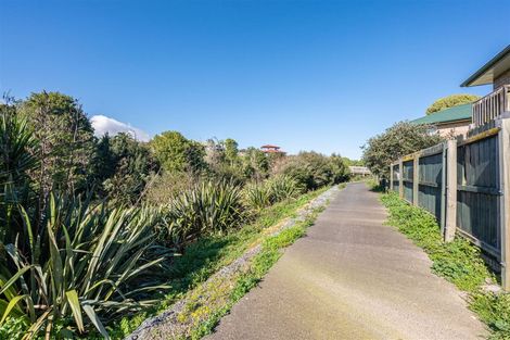 Photo of property in 42 Manston Road, Mangere, Auckland, 2022