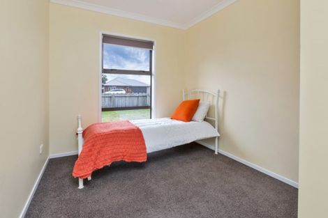 Photo of property in 1 Resolution Place, One Tree Point, 0118