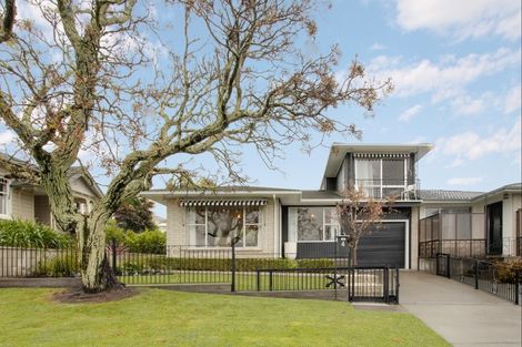 Photo of property in 4 Mchardy Street, Havelock North, 4130