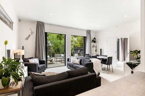 Photo of property in 12/11 The Avenue, Albany, Auckland, 0632