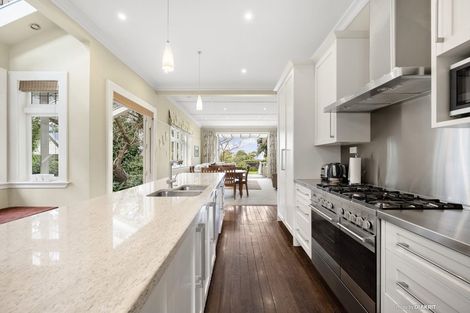 Photo of property in 56a Hobson Street, Thorndon, Wellington, 6011